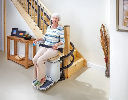 salva escaleras socius asiento simplicity con usuario