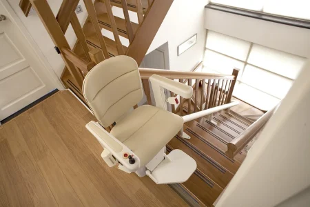 silla salva escaleras interior casa unum